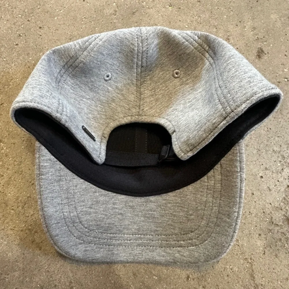Lululemon Baller Baseball Cap‎ Unisex OS Grey Heathered Adjustable Hat Wicking